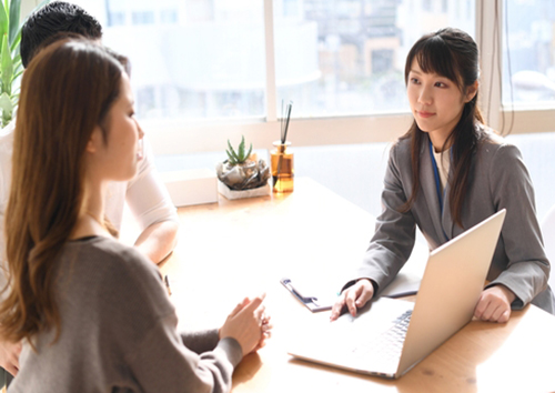 社会保険と雇用保険:デジタル時代の新しい手続きフロー