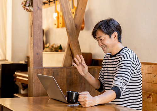 フリーランスとして働く人の大半は40代!?